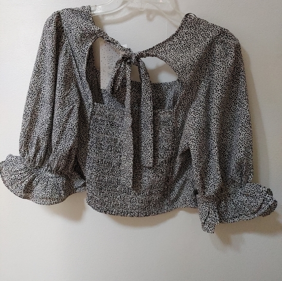 4/$20 NWT open back crop top - Picture 2 of 5